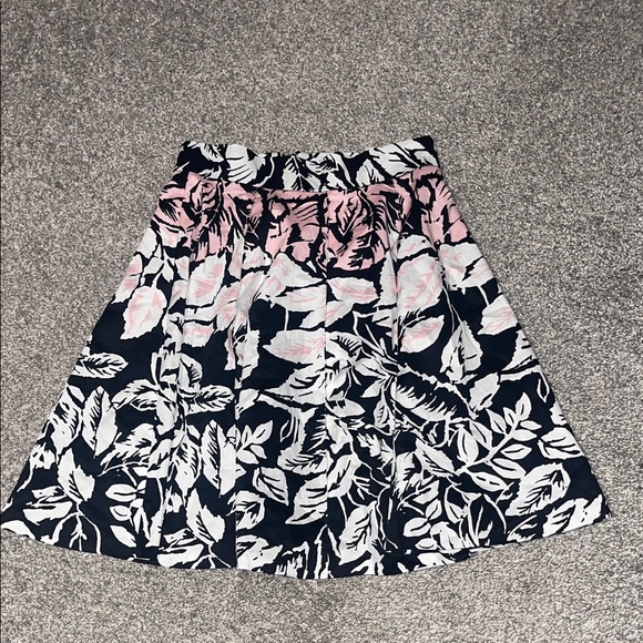 Amanda & Chelsea Dresses & Skirts - Amanda & Chelsea Floral Pink and Black Women's Skirt